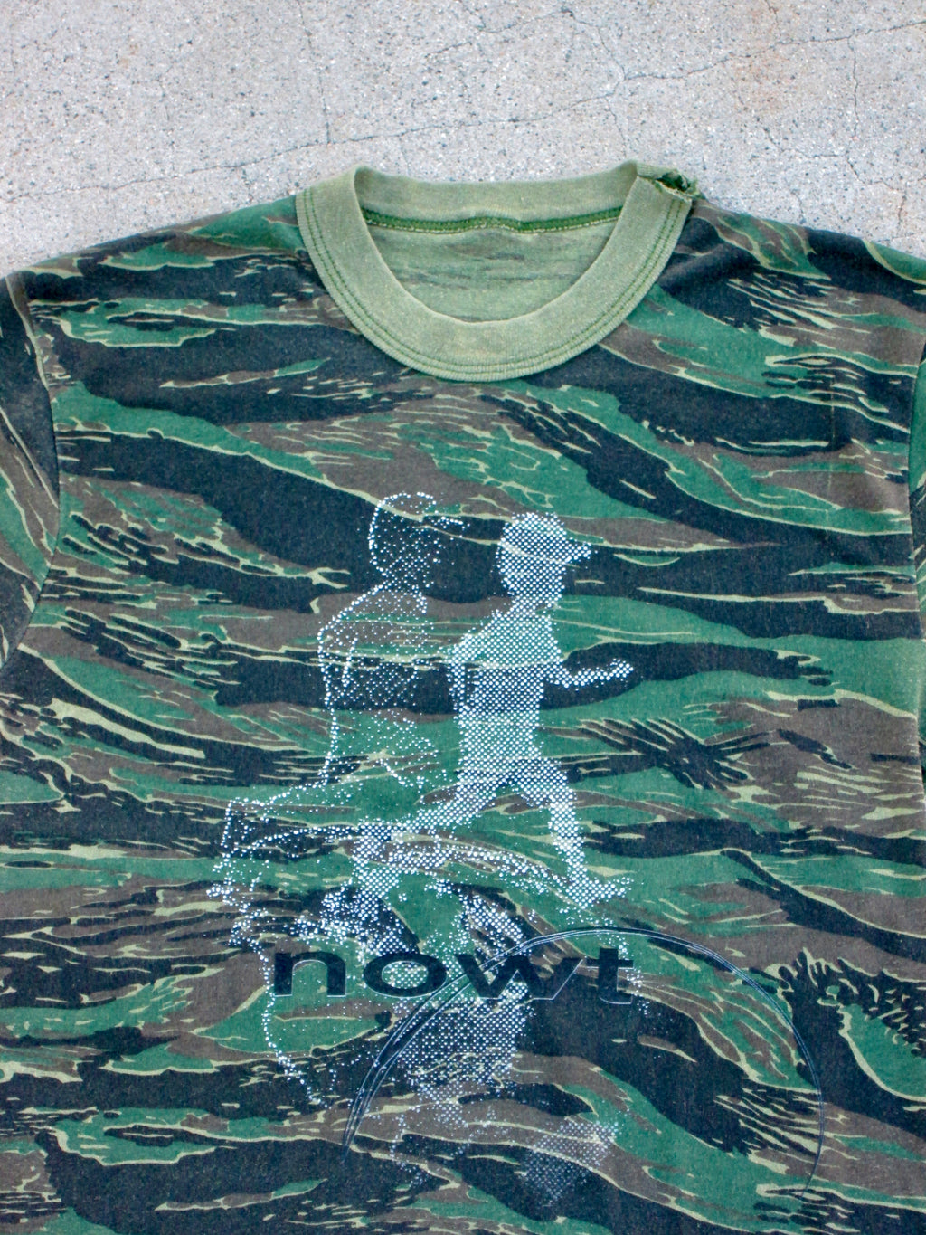 Pursue peace tee